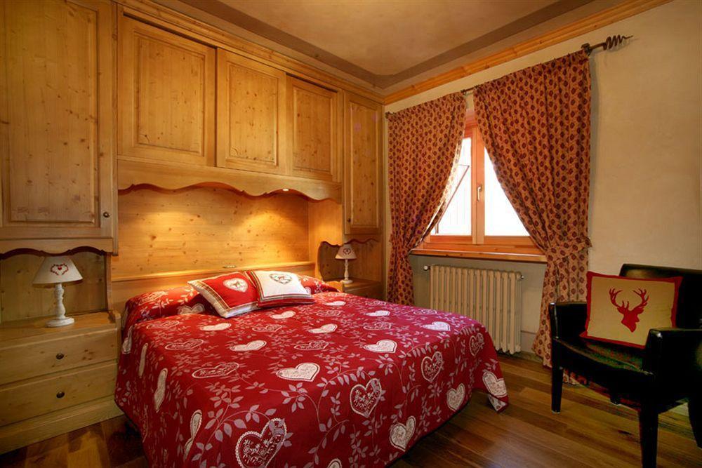 B&B Residence Checrouit Курмайор Экстерьер фото