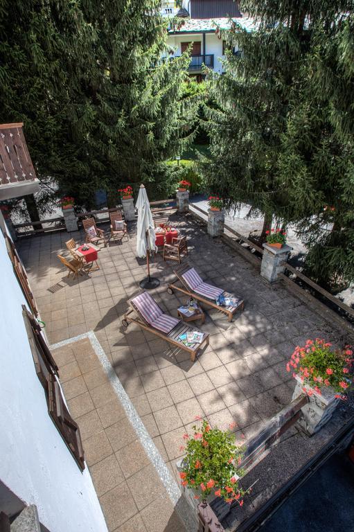 B&B Residence Checrouit Курмайор Экстерьер фото
